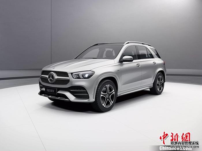 全新梅赛德斯-奔驰GLE 350 e 4MATIC插电式混合动力SUV将迎来上市