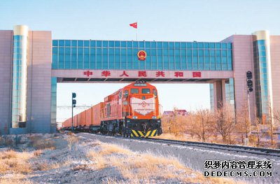 中欧班列全年开行12406列