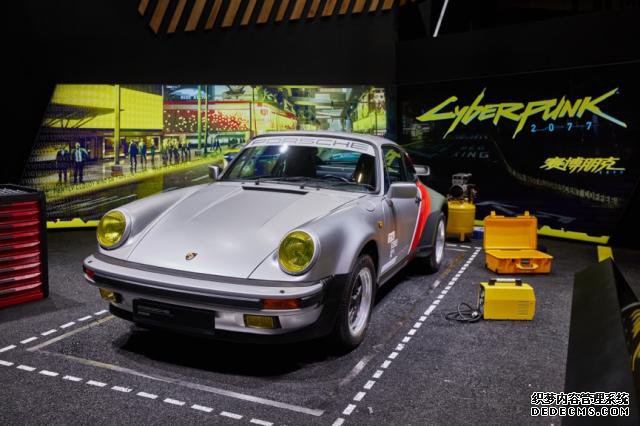 全新911 Turbo S 保时捷中国20周年纪念版与718 Spyder于上海车展启动预售